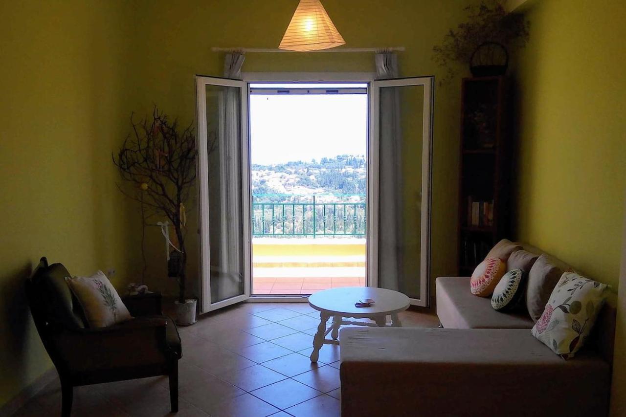 Ermina'S Gaze Appartement Agioi Deka  Buitenkant foto
